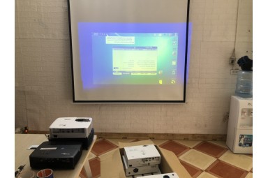 Sửa chữa máy chiếu lỗi LCD tại Hà Nội